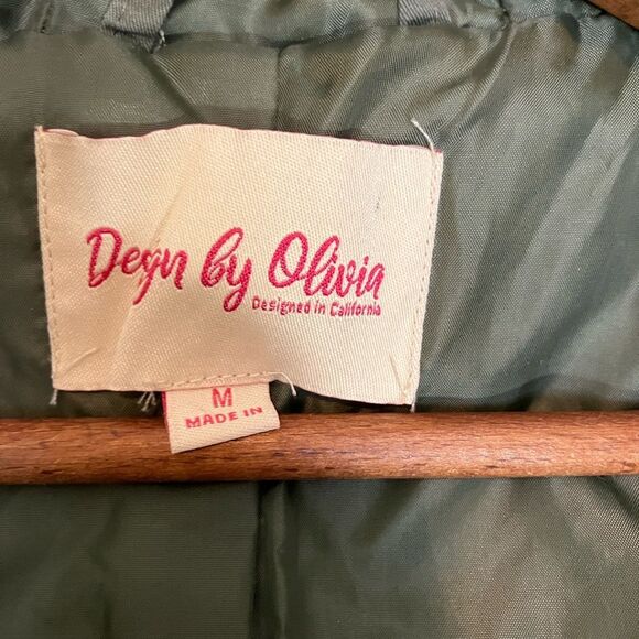 Design by Olivia, lined coat, olive green, size medium, excellent condition - Picture 2 of 4